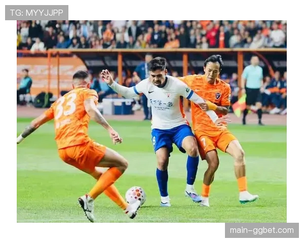 山东泰山七粒失球暴露中场屏障缺失,防守硬度需提升